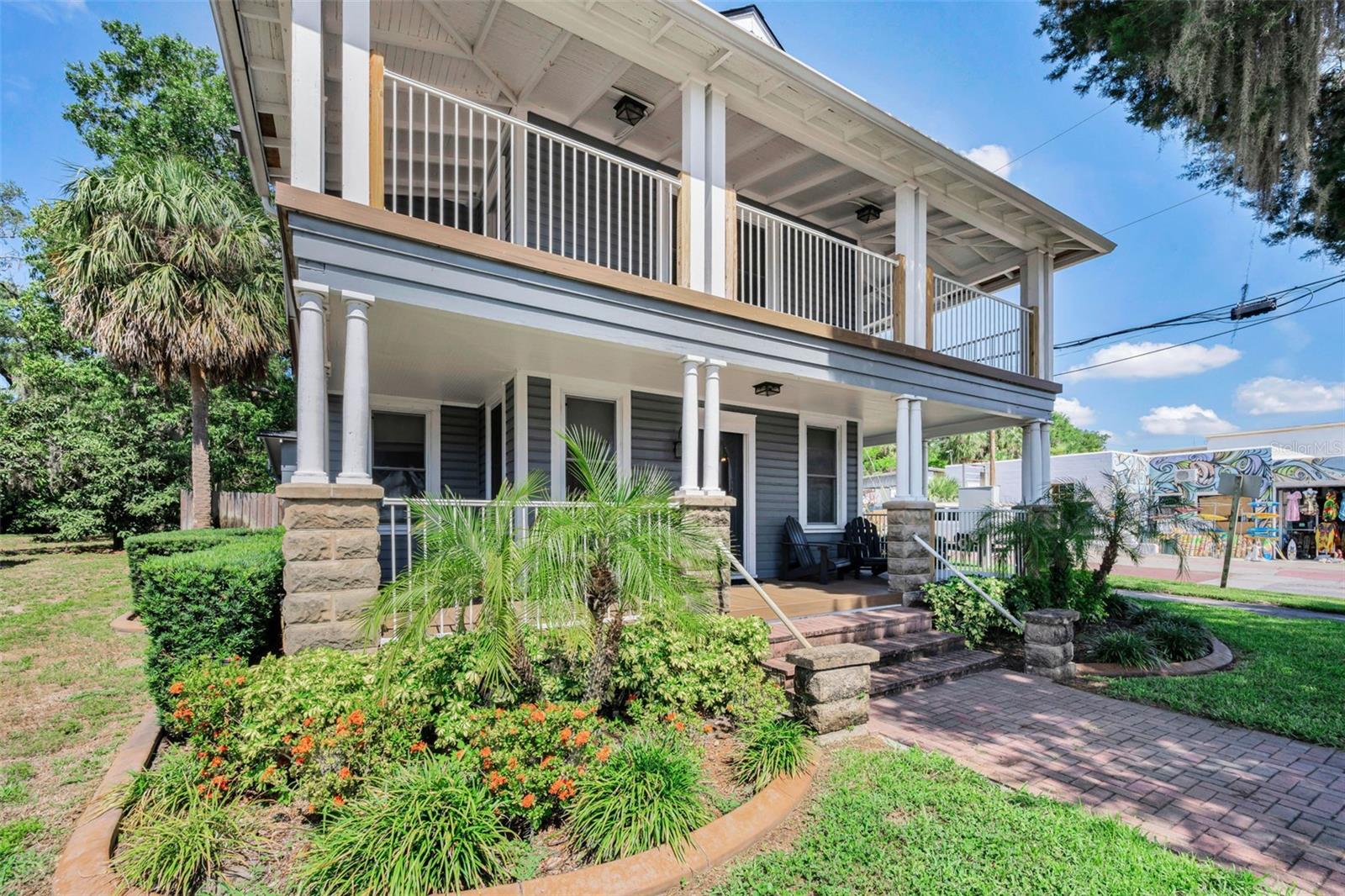 133 N PINELLAS AVENUE