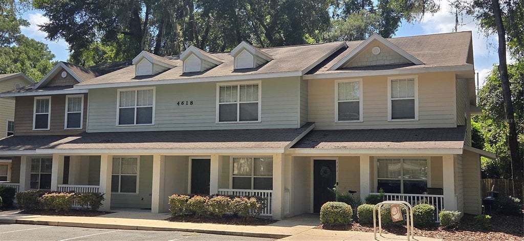 Photo of 4618 SW 48th Way #112, Gainesville, FL 32608 (MLS # GC543082)