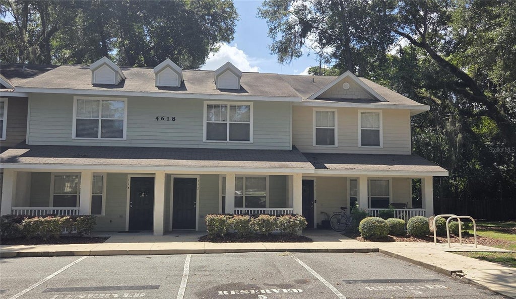 Photo of 4618 SW 48th Way #112, Gainesville, FL 32608 (MLS # GC543082)