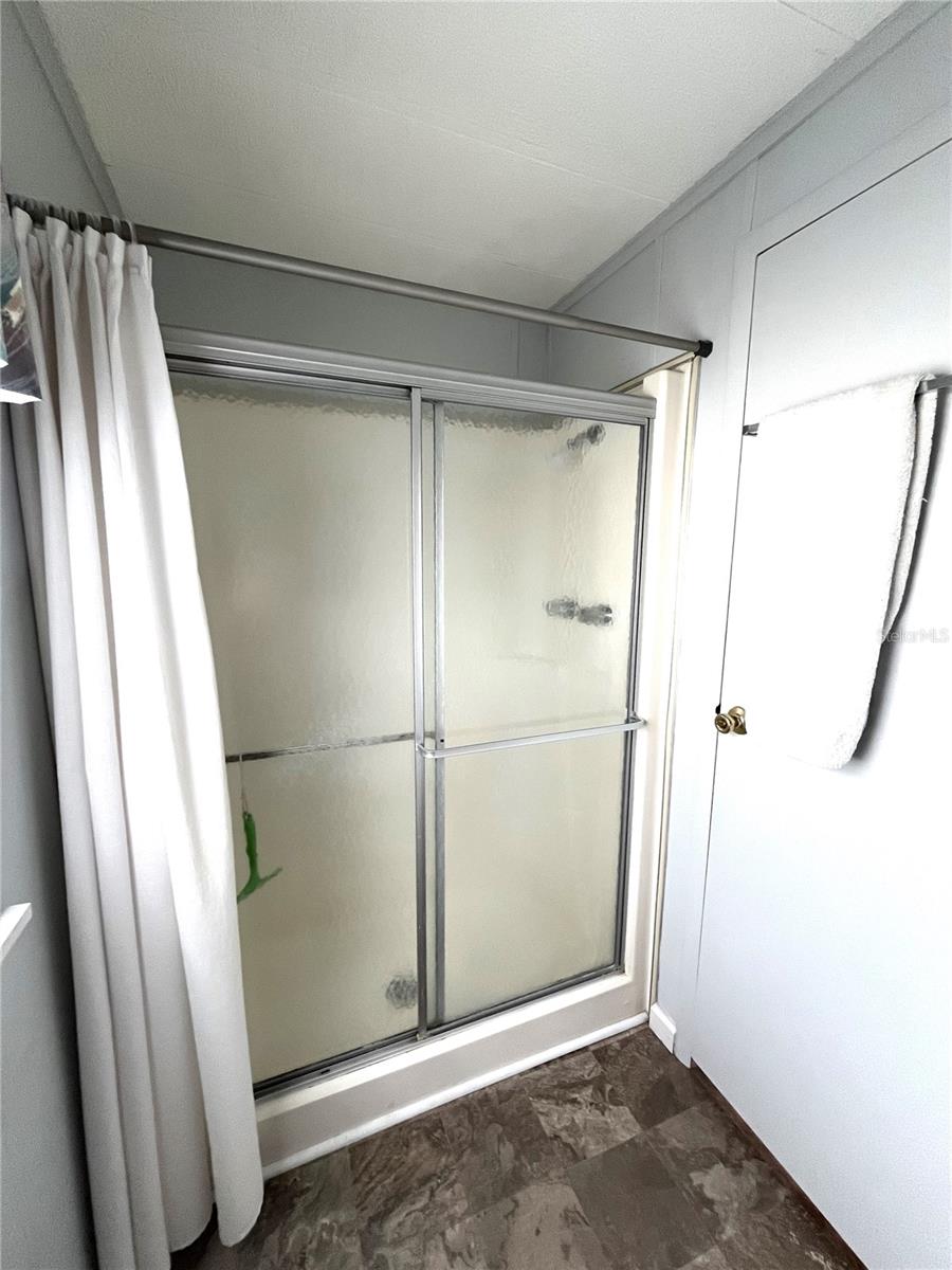 HARBOR ISLES I - Residential