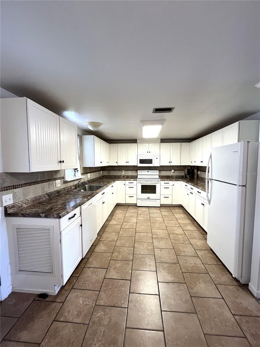 HARBOR ISLES I - Residential