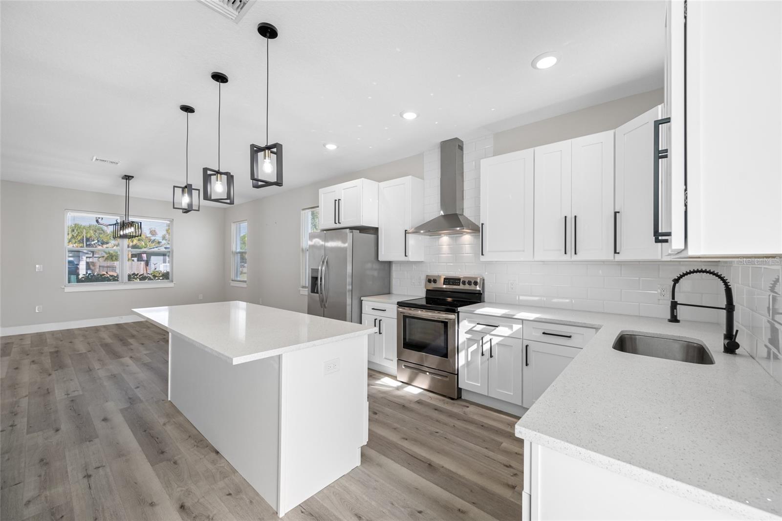 PASADENA TERRACE - Residential Lease