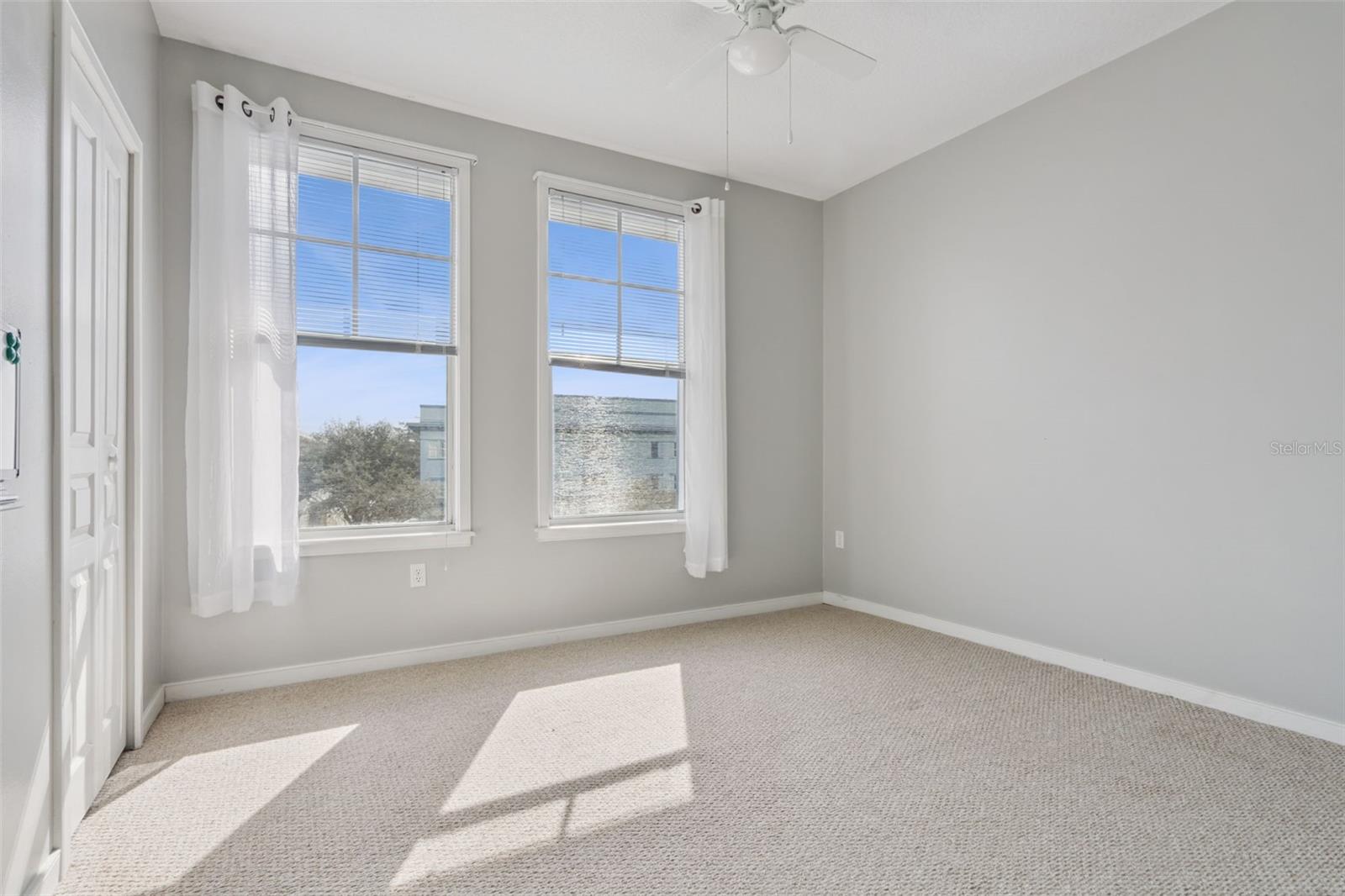 TOWN CTR CONDO - Residential