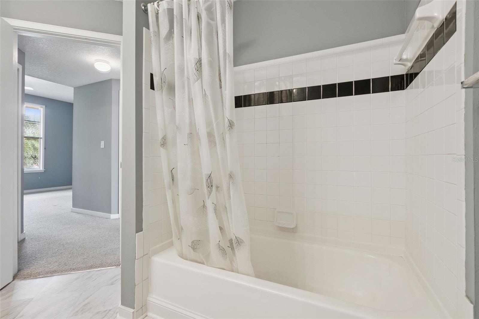 TOWN CTR CONDO - Residential