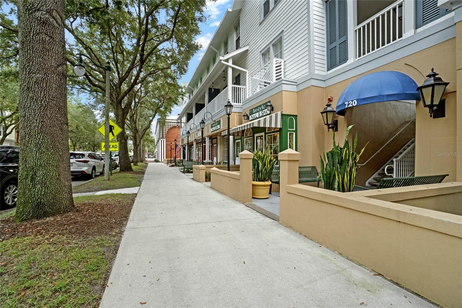 720 CELEBRATION AVENUE 220