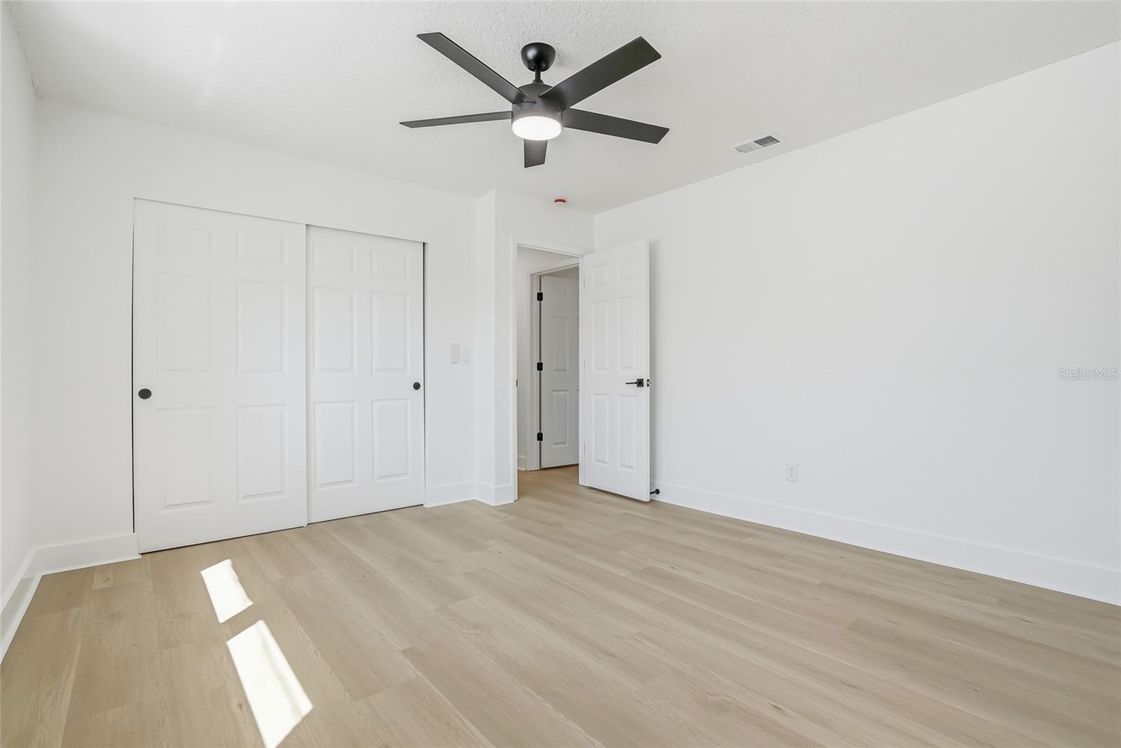 FLORAL VILLA PARK 2ND SEC - Residential