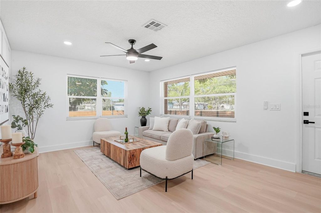 Photo of 1339 35th Street N, St Petersburg, FL 33713 (MLS # TB8482904)