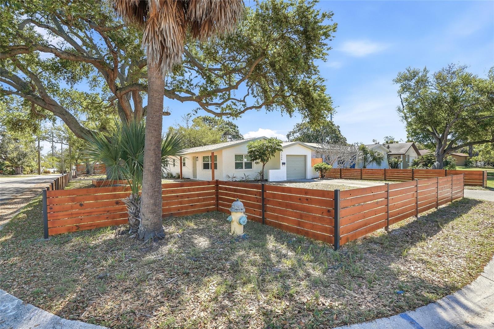 FLORAL VILLA PARK 2ND SEC - Residential