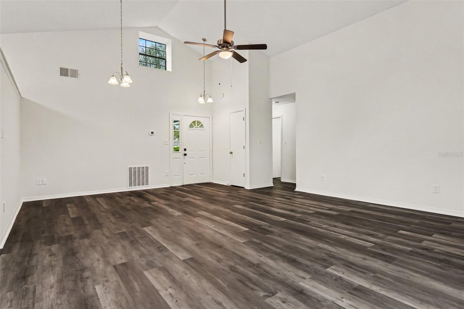 2361 ROANOKE COURT