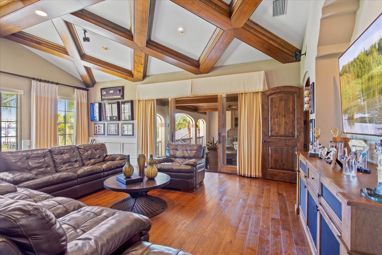 KEENES POINTE - Residential