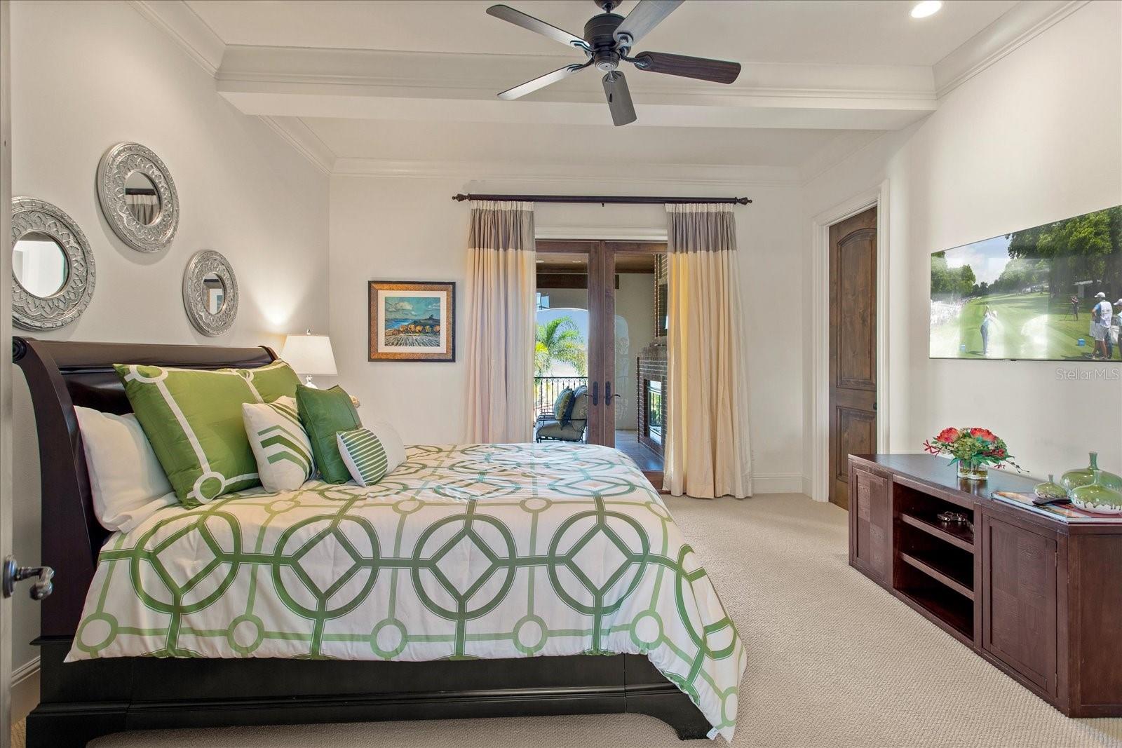 KEENES POINTE - Residential