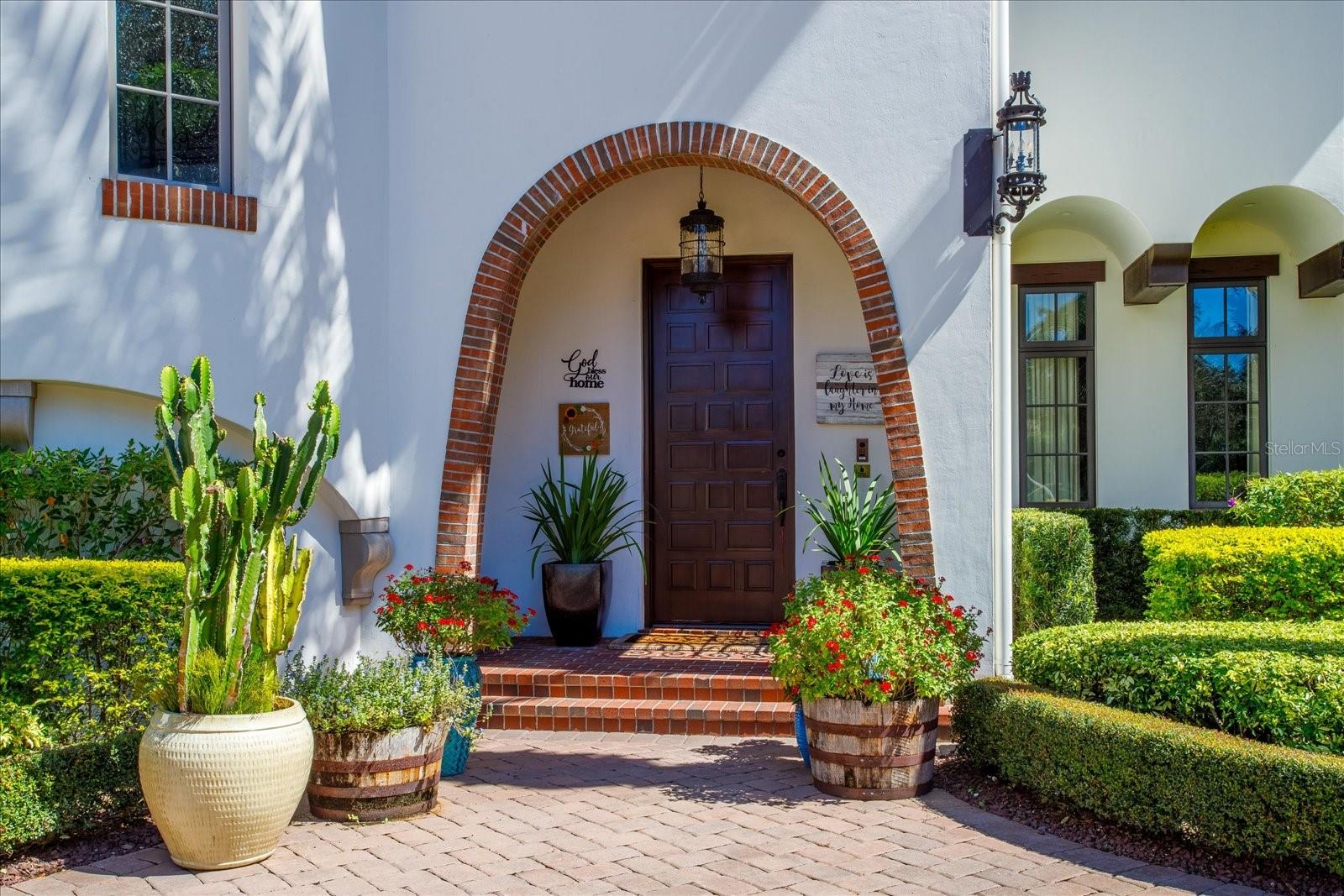 KEENES POINTE - Residential