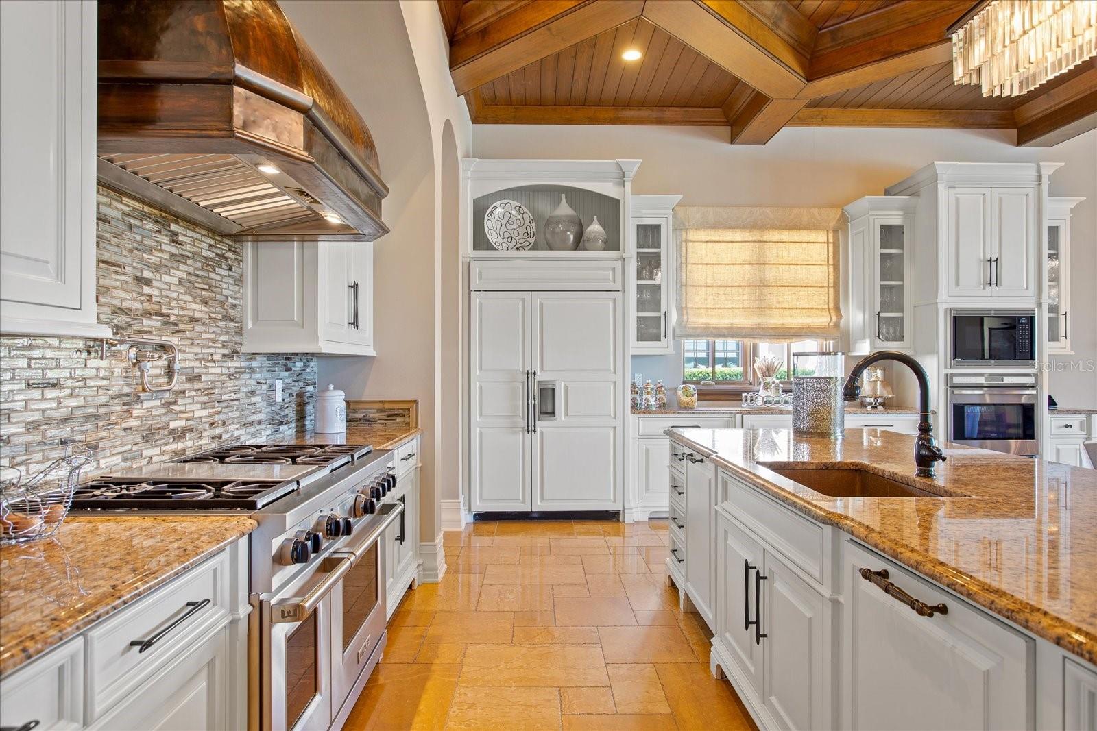 KEENES POINTE - Residential