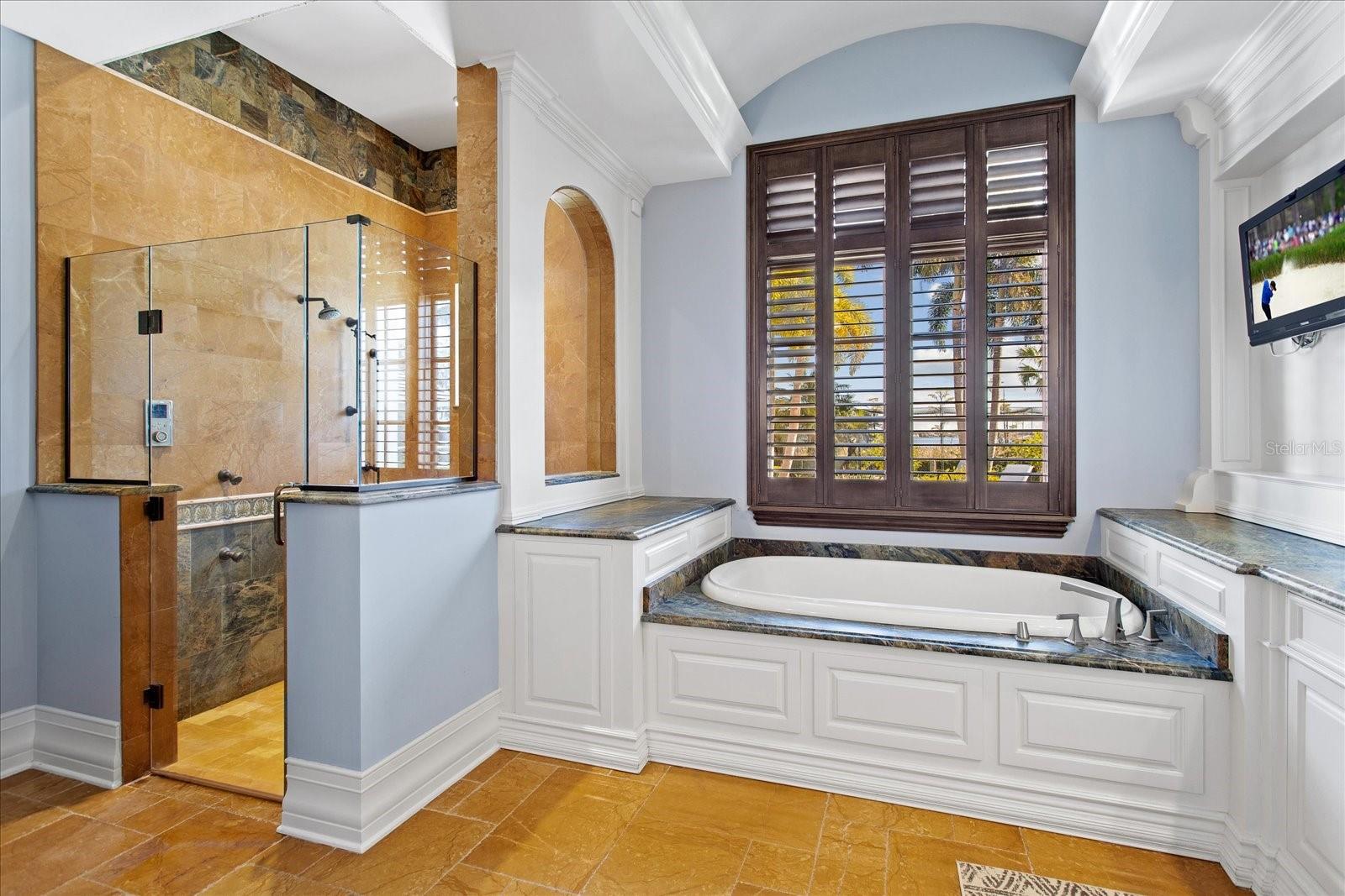 KEENES POINTE - Residential