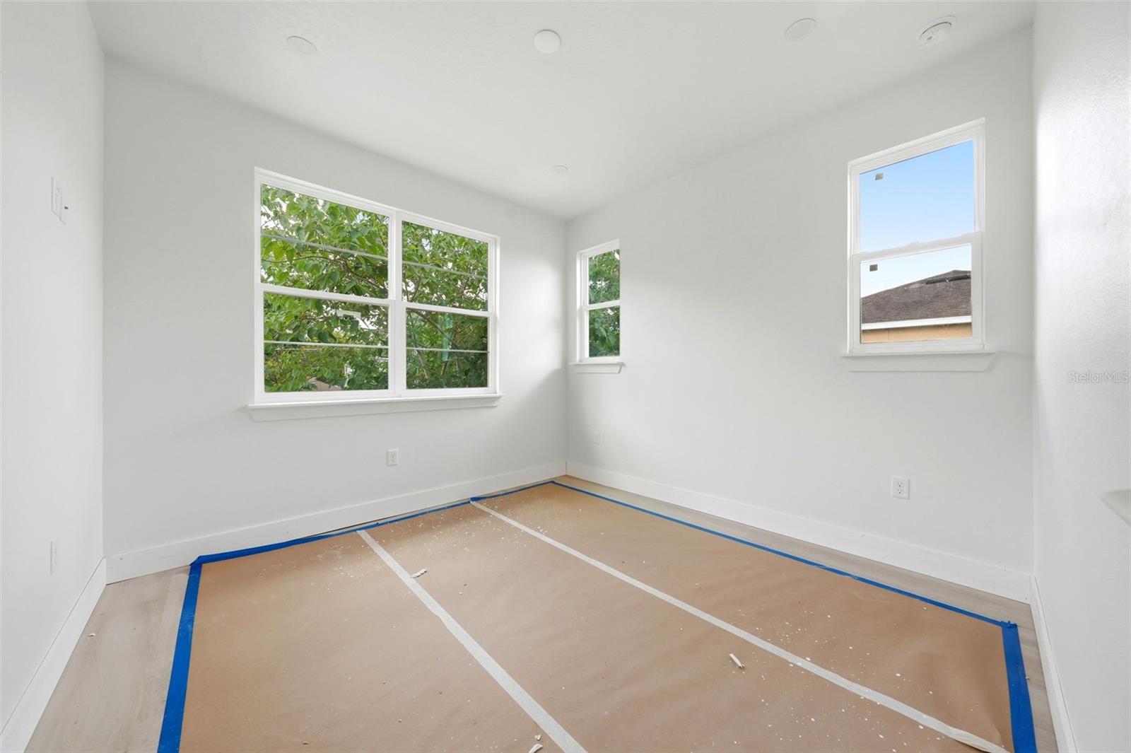 BRYN MAWR DUPLEXES - Residential Income