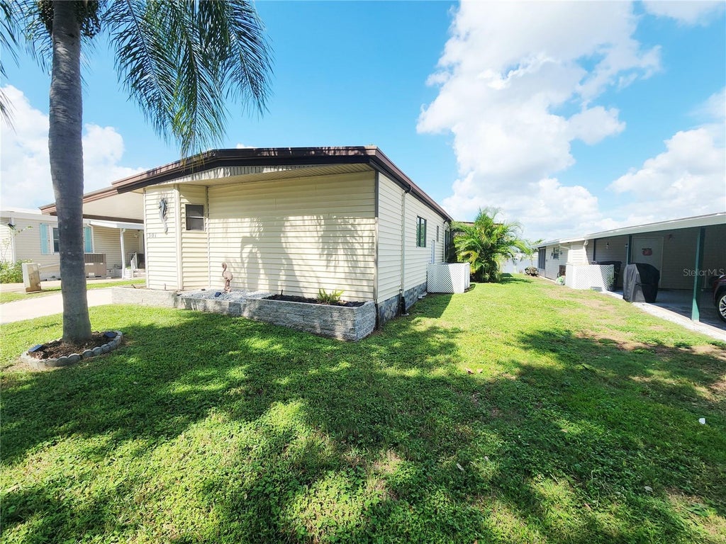 Photo of 808 53rd Avenue E #301, Bradenton, FL 34203 (MLS # A4709137)