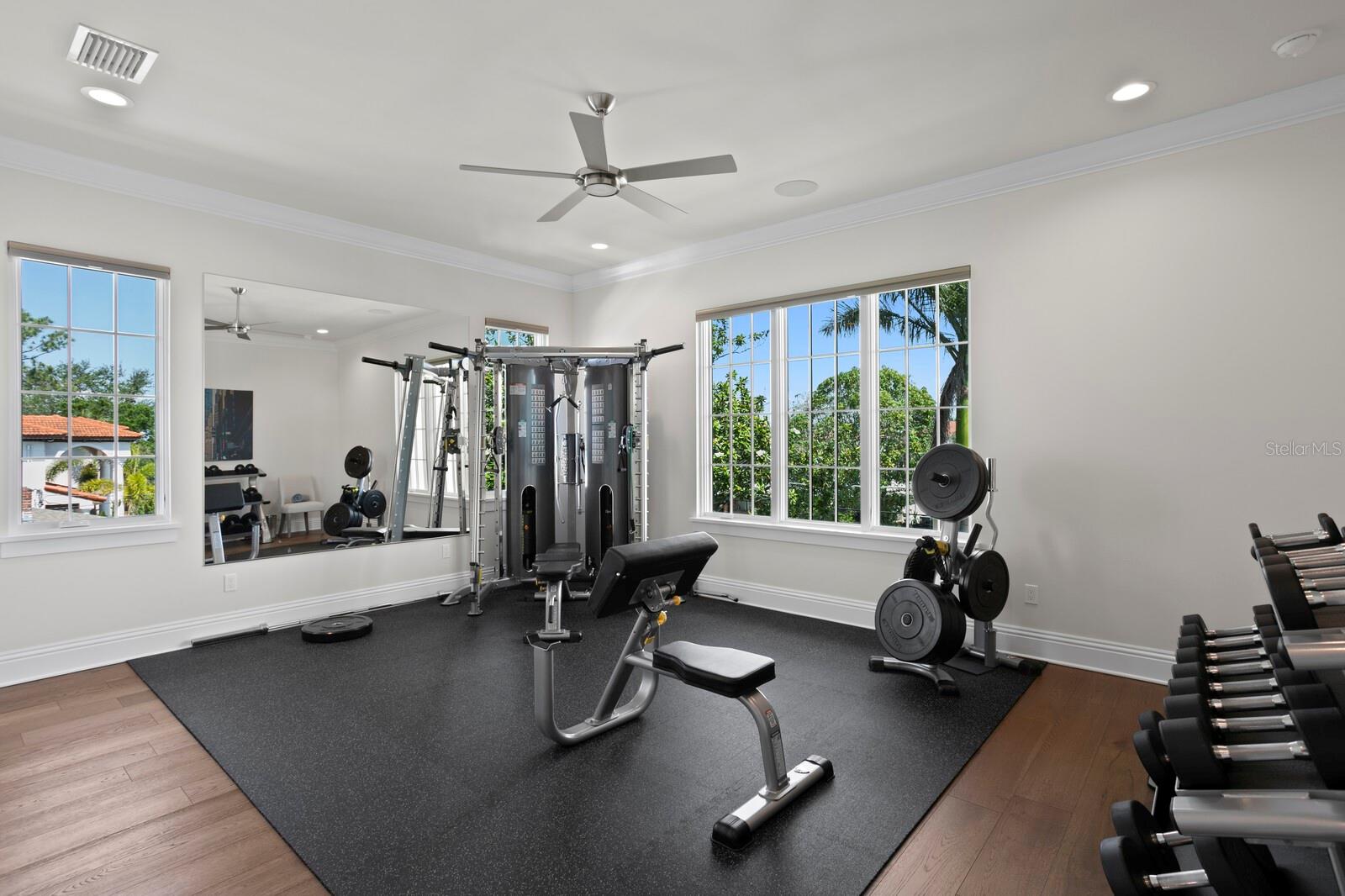 SUNSET PARK ISLES UNIT 1 - Residential
