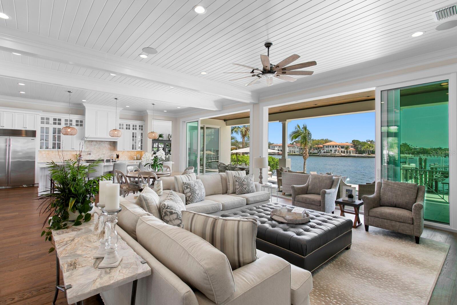 SUNSET PARK ISLES UNIT 1 - Residential