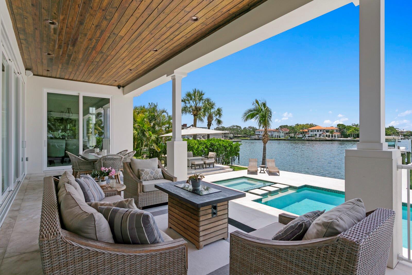 SUNSET PARK ISLES UNIT 1 - Residential