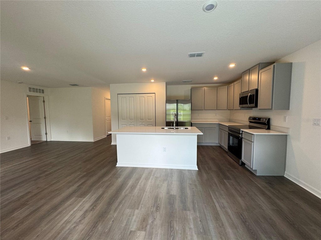 Photo of 3104 Mandrell Avenue, Spring Hill, FL 34608 (MLS # O6434375)