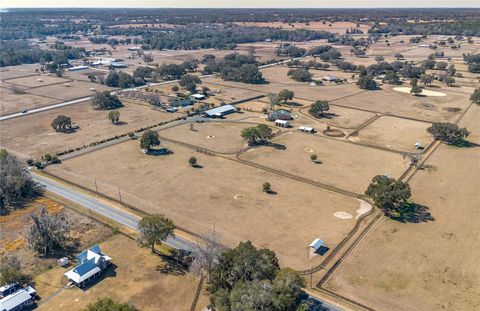 Tiny photo for 12610 NW Gainesville Road, Reddick, FL 32686 (MLS # OM718115)