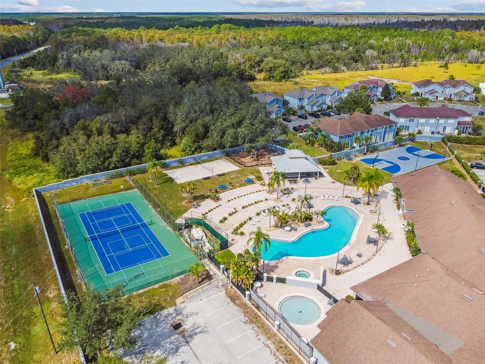 ISLAND CLUB WEST PH 02 - Residential