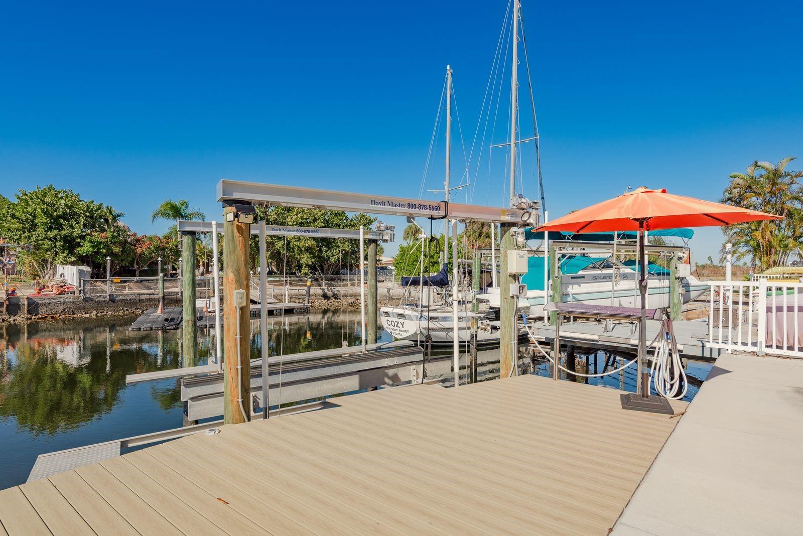 FLOR A MAR - Residential