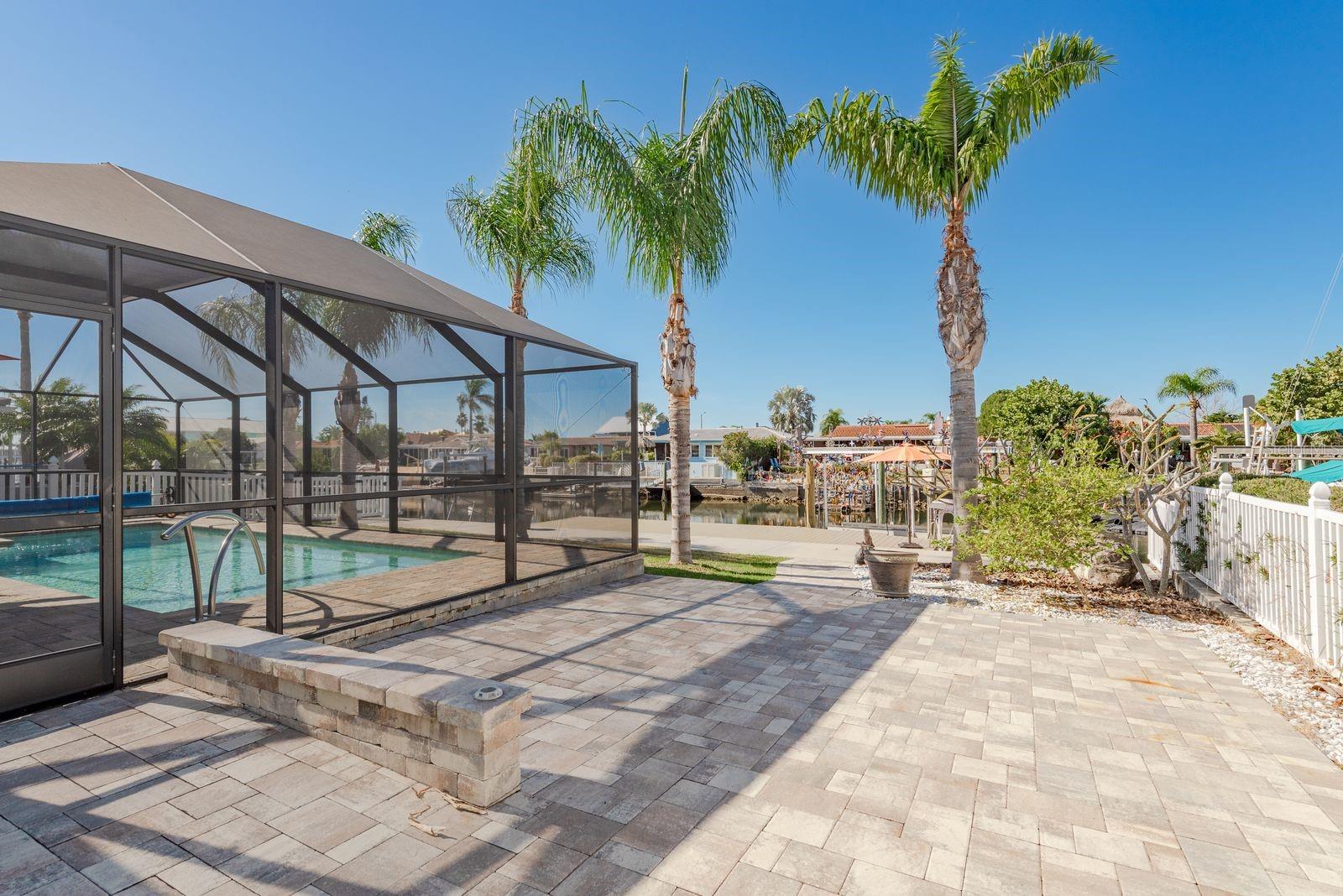 FLOR A MAR - Residential