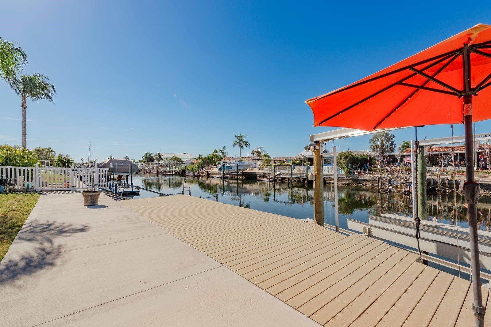 FLOR A MAR - Residential