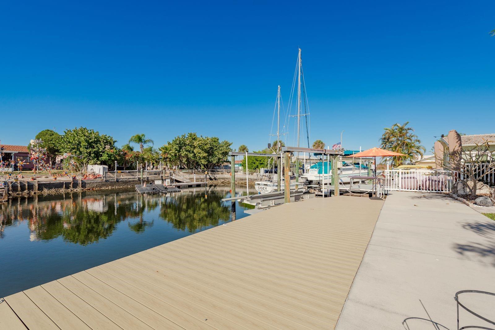 FLOR A MAR - Residential