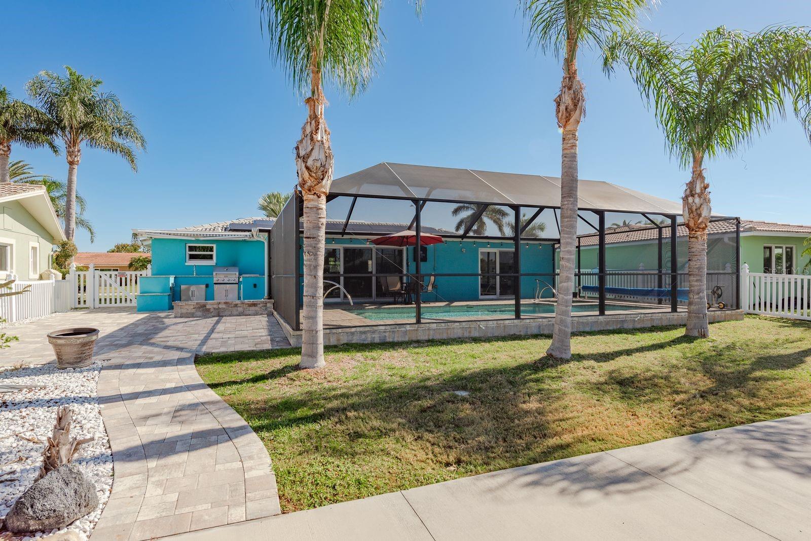 FLOR A MAR - Residential