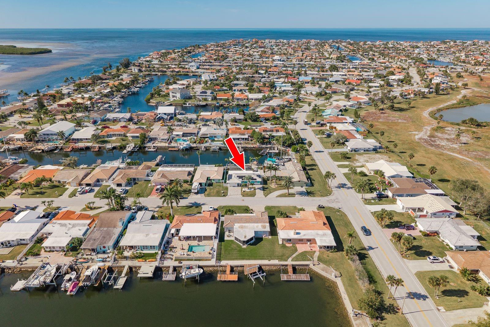 FLOR A MAR - Residential