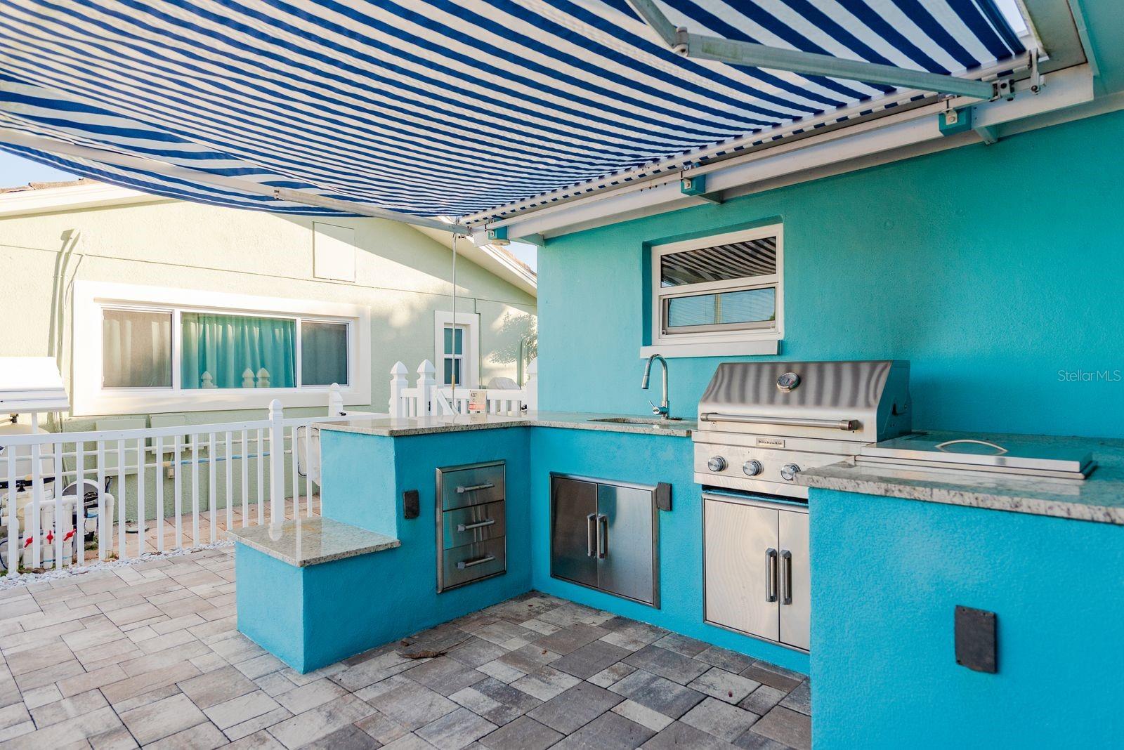 FLOR A MAR - Residential