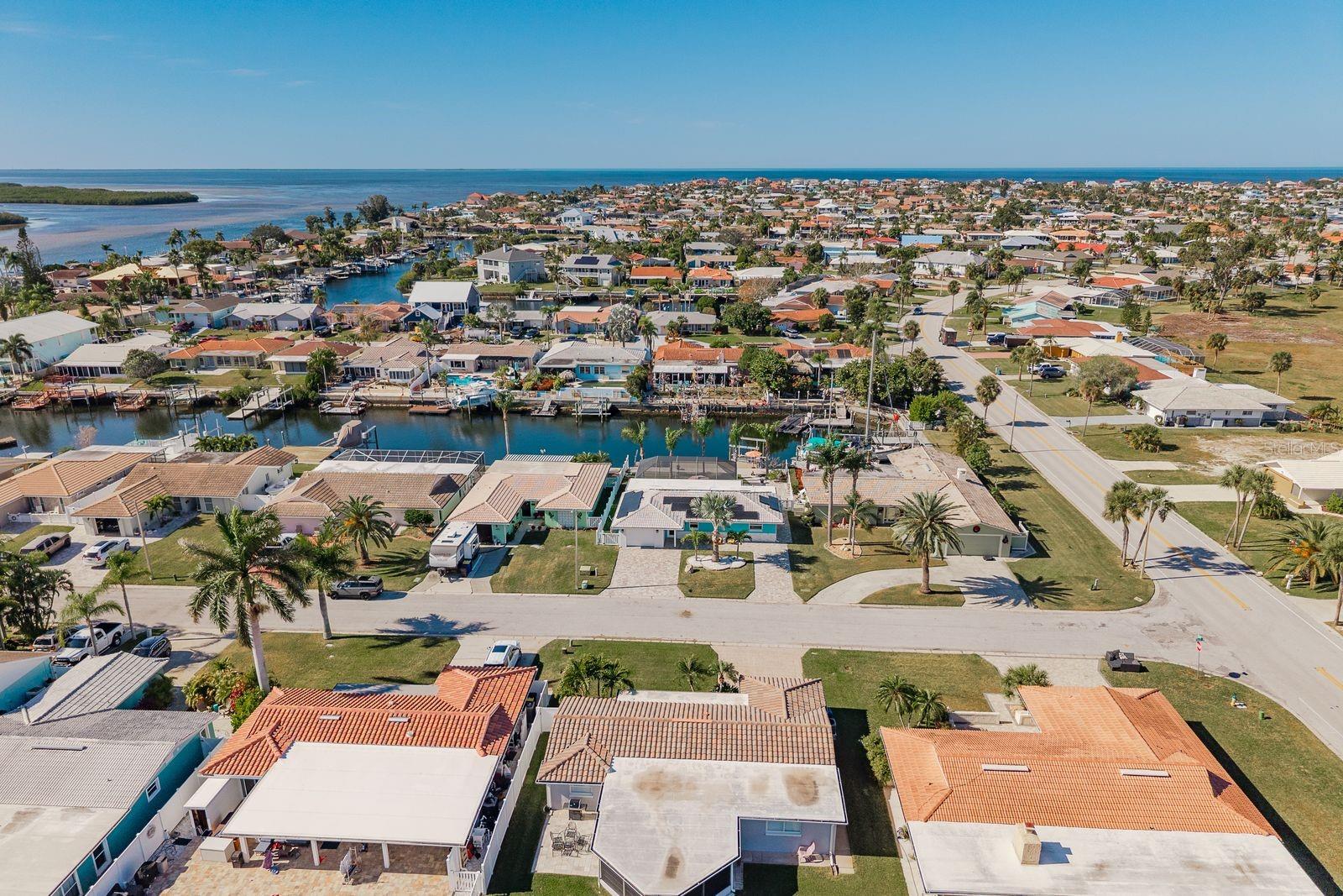 FLOR A MAR - Residential