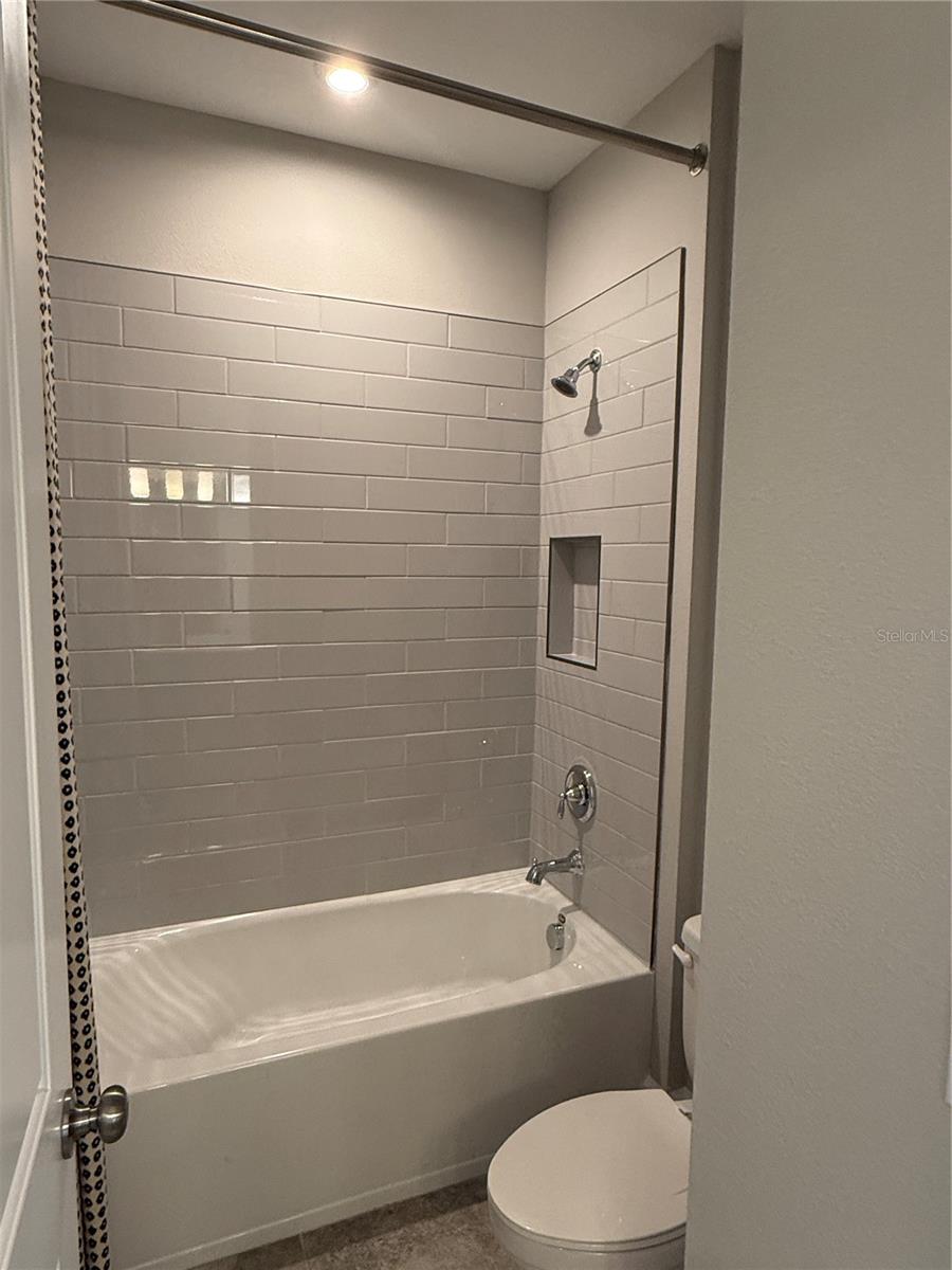 RIVER LANDING - Residential