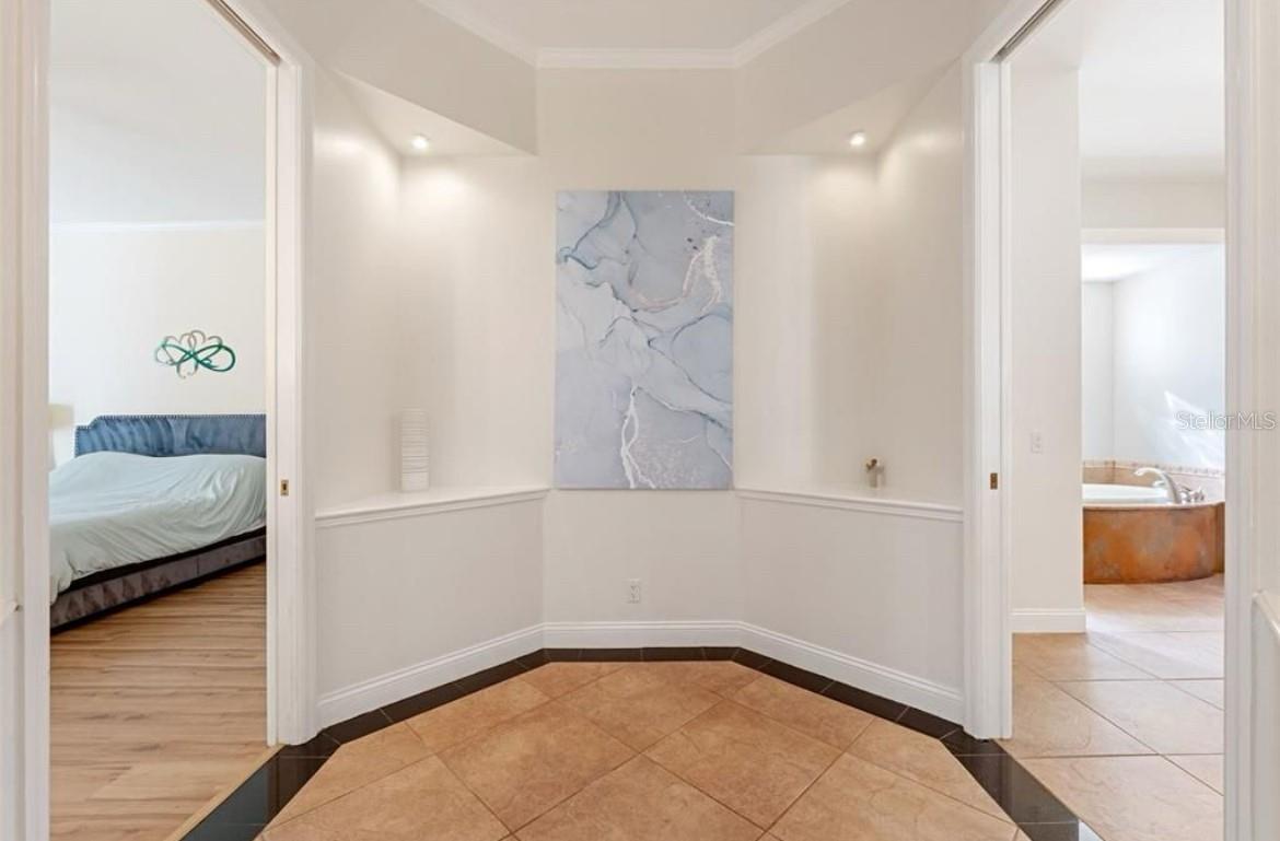 COUNTRY CREEK - Residential Lease