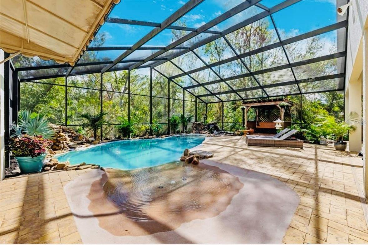 COUNTRY CREEK - Residential Lease