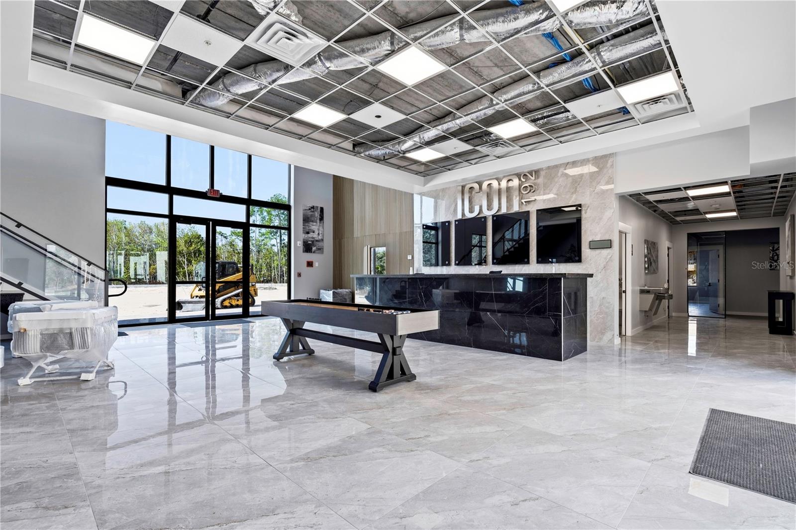 ACREAGE & UNREC - Commercial Sale