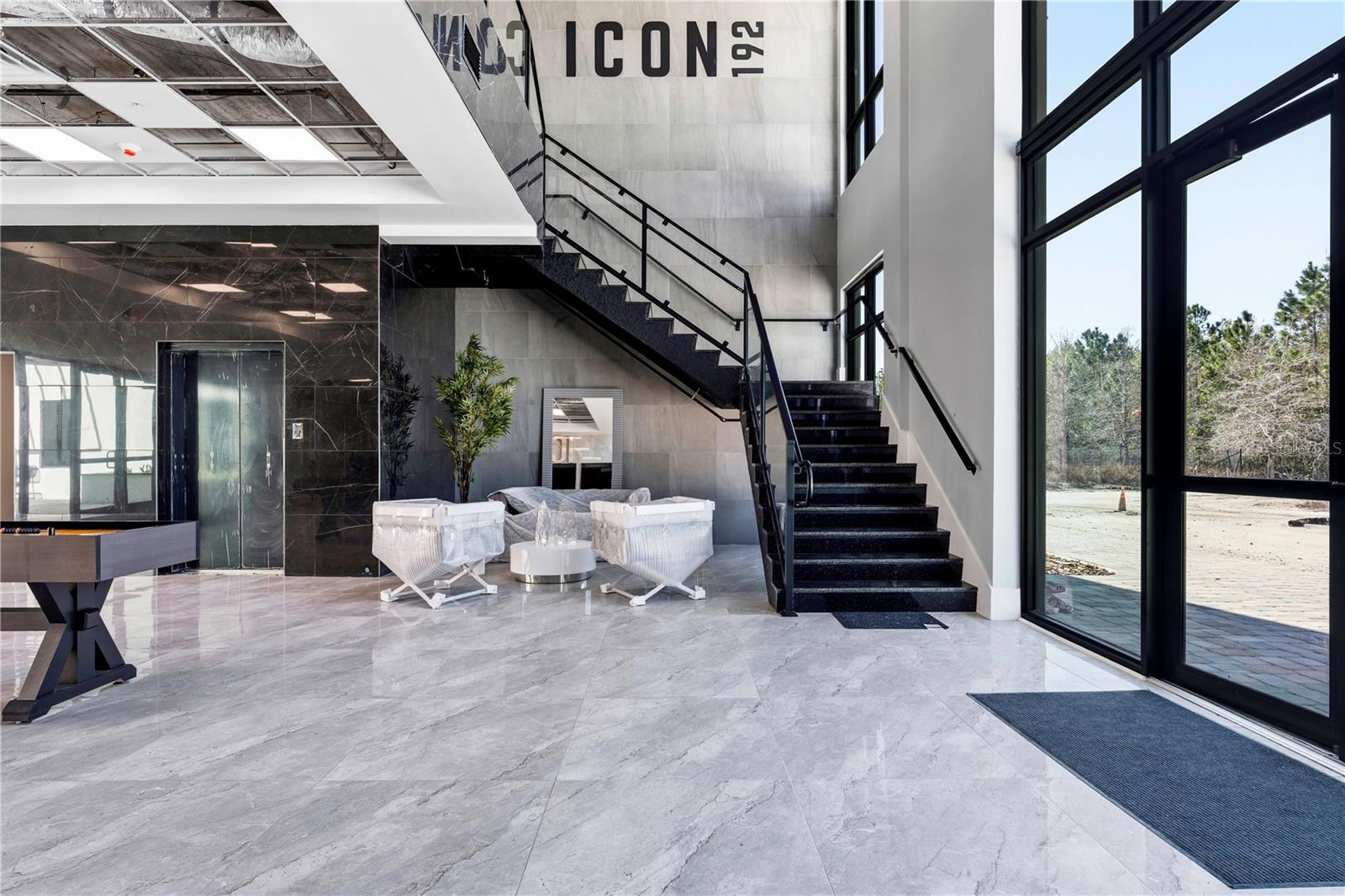 ACREAGE & UNREC - Commercial Sale