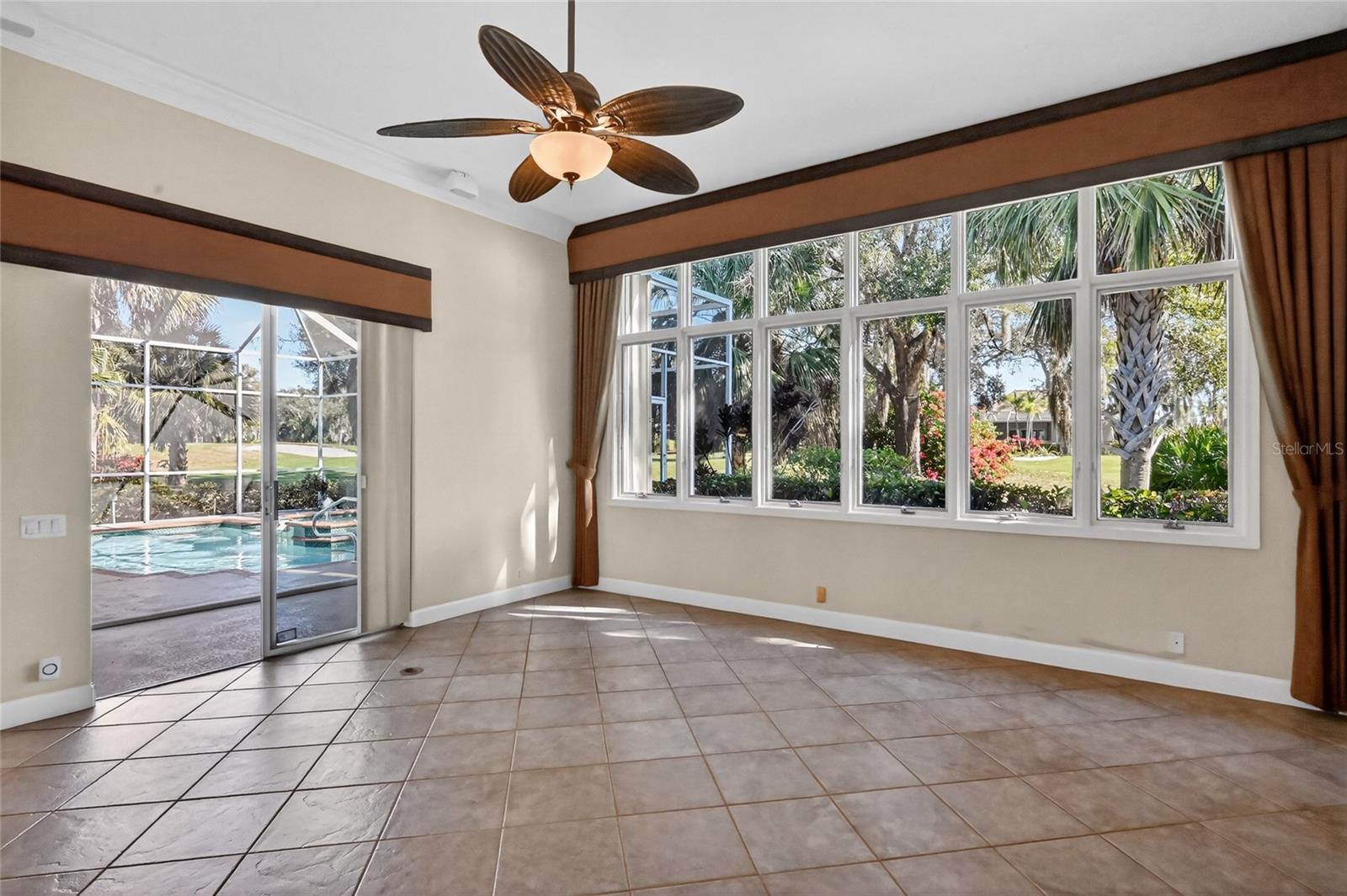 ROSEDALE 7 - Residential