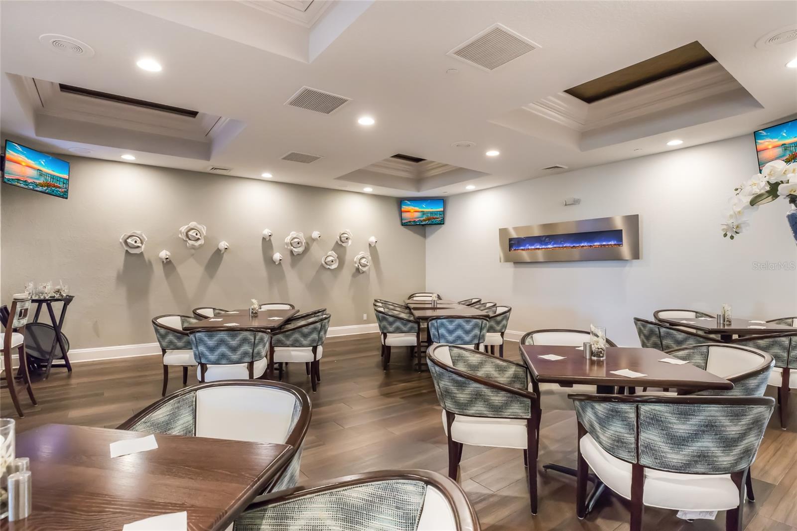 ROSEDALE 7 - Residential