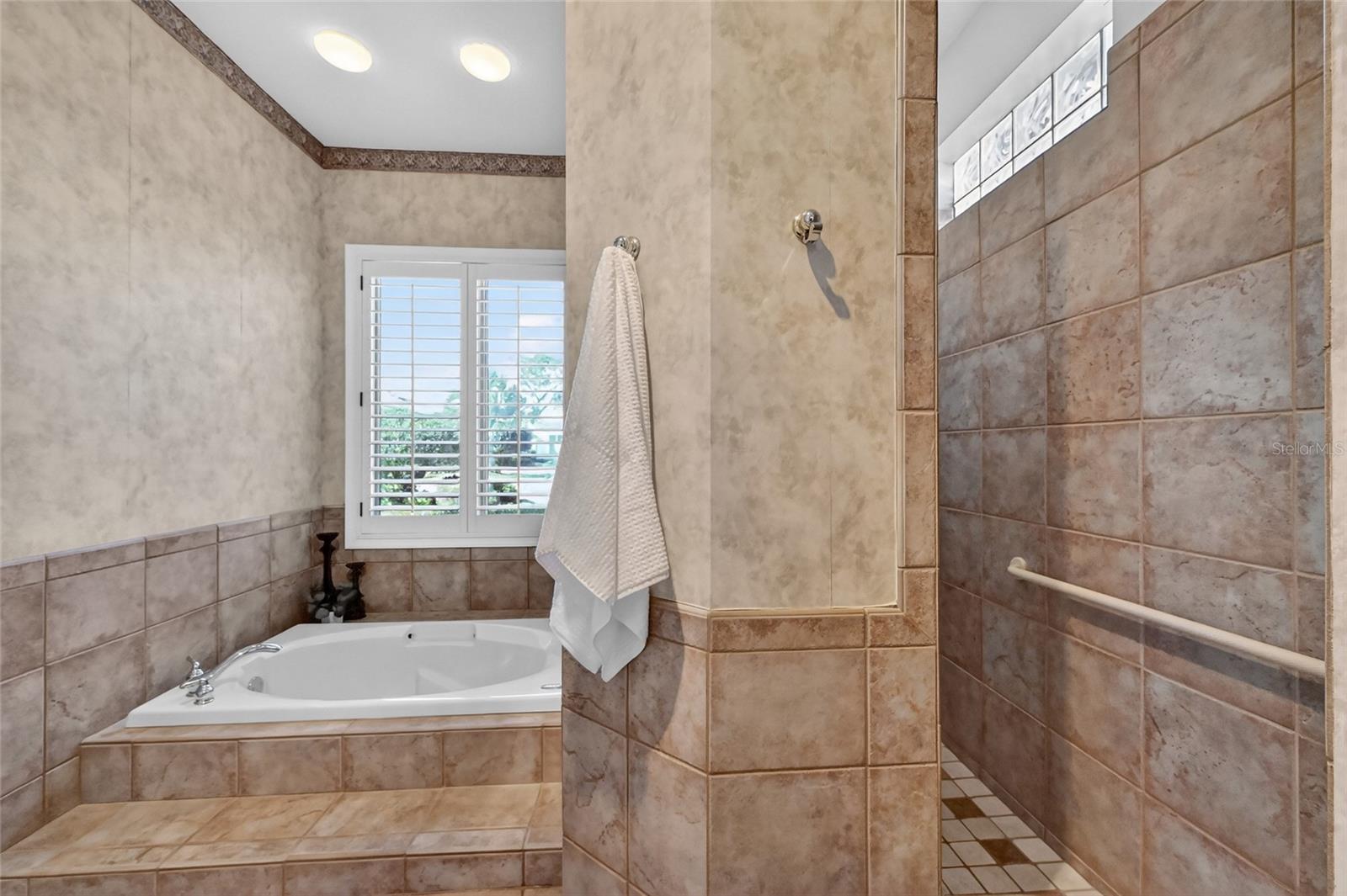 ROSEDALE 7 - Residential