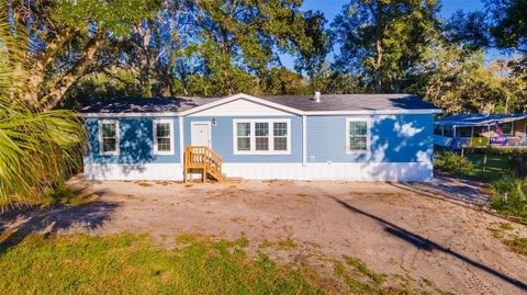 689 EAGLE WATCH ROAD OAK HILL FL 32759