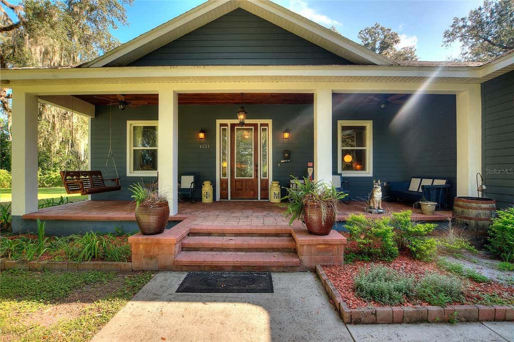 Photo of 4251 Glenview Dr, Lakeland, FL 33810 (MLS # L4964446)