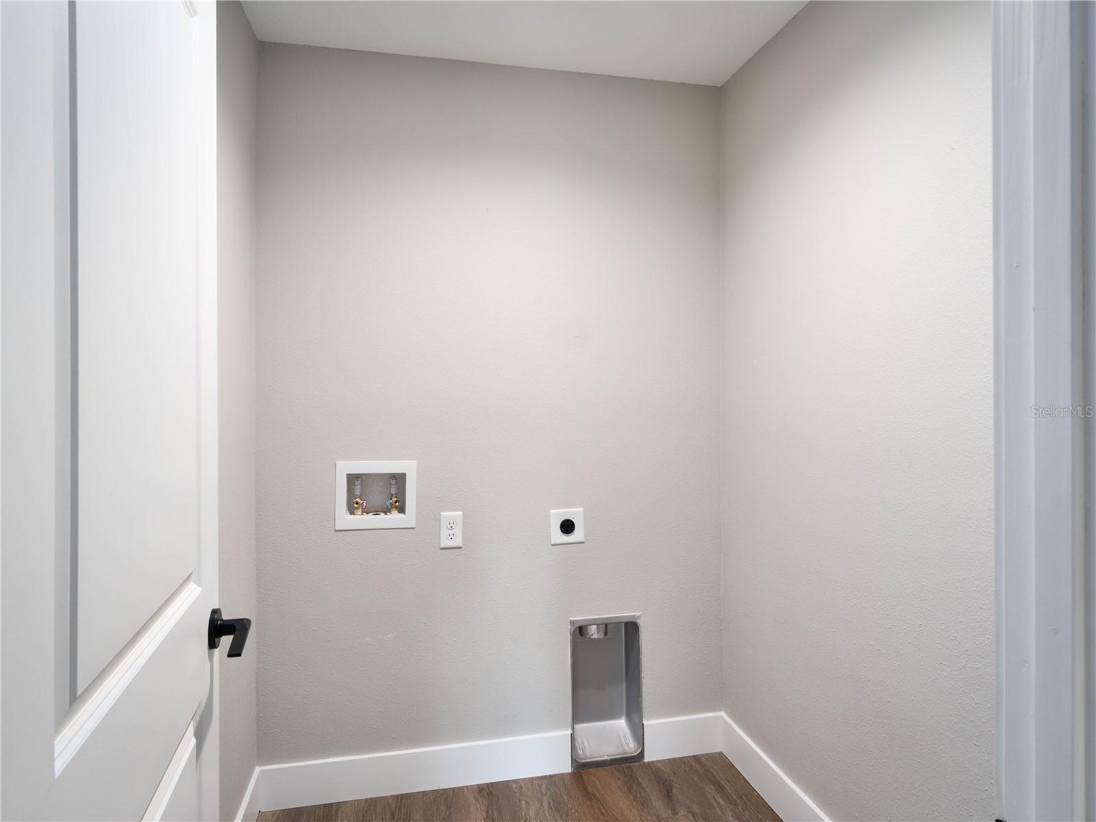 PINEWOOD SUB - Residential