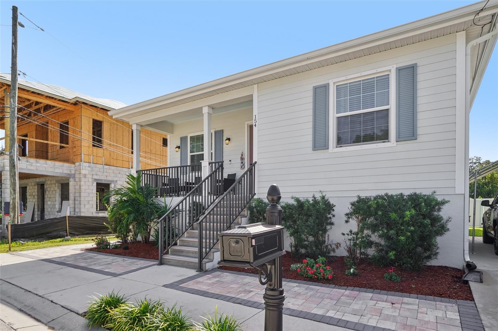 RIVERVIEW - Residential