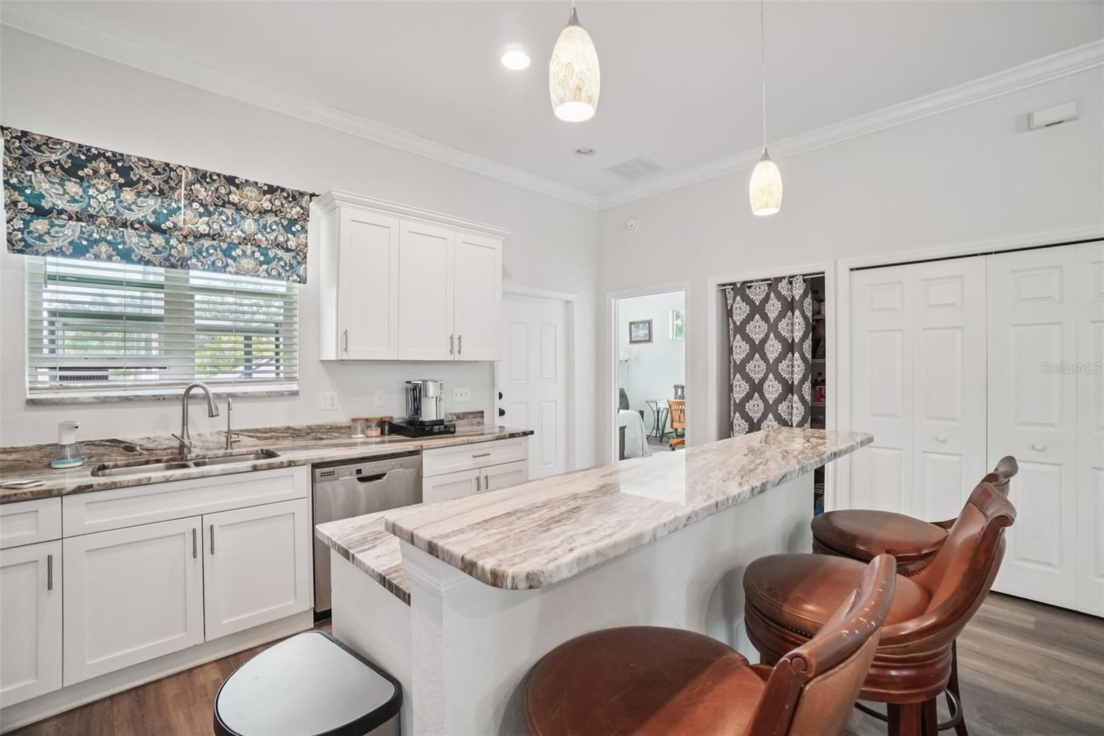 RIVERVIEW - Residential