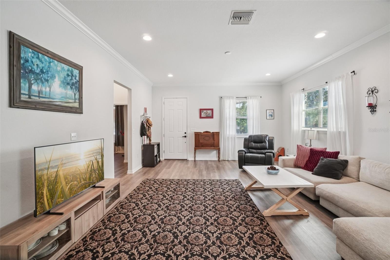 RIVERVIEW - Residential