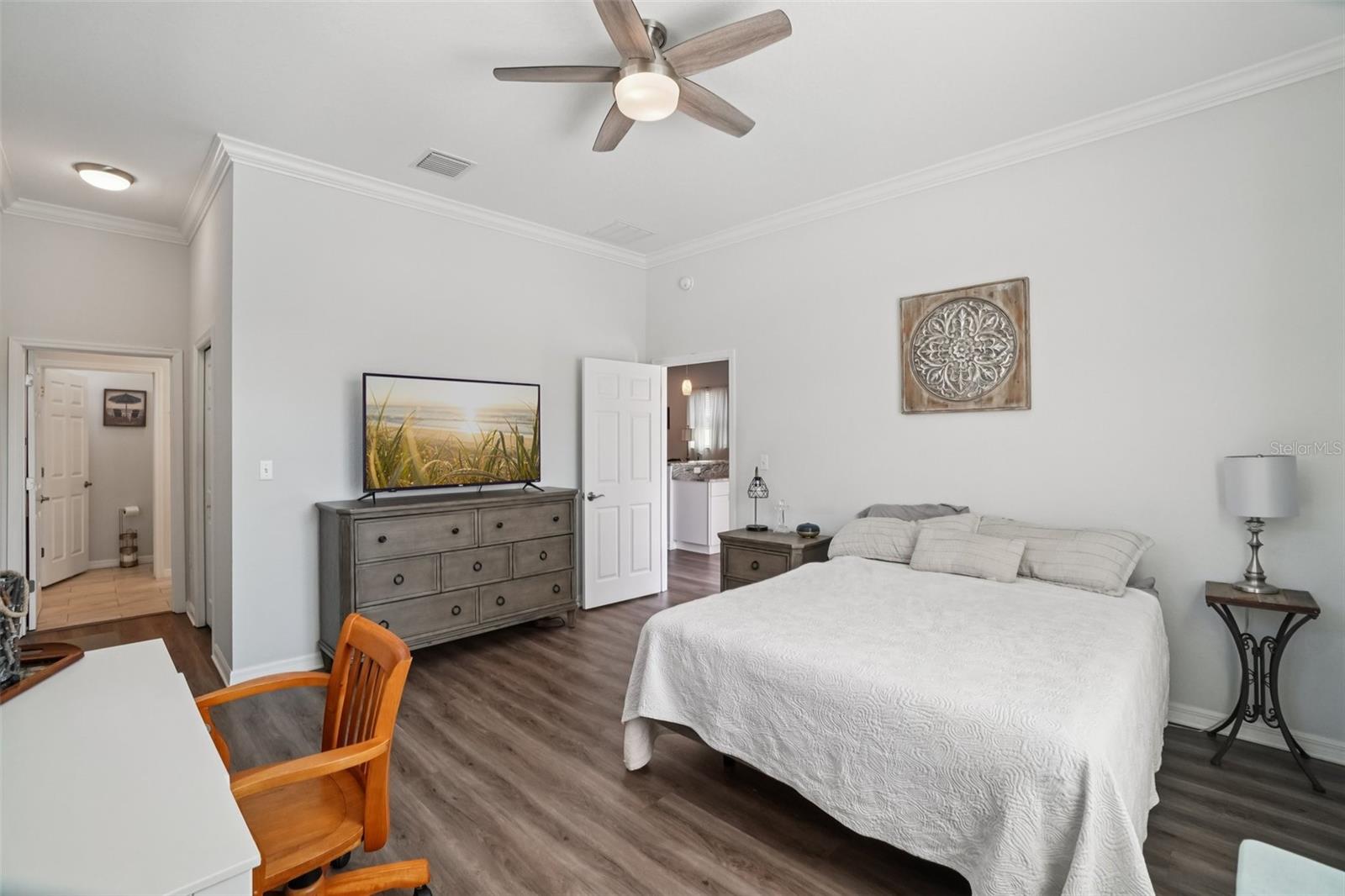 RIVERVIEW - Residential