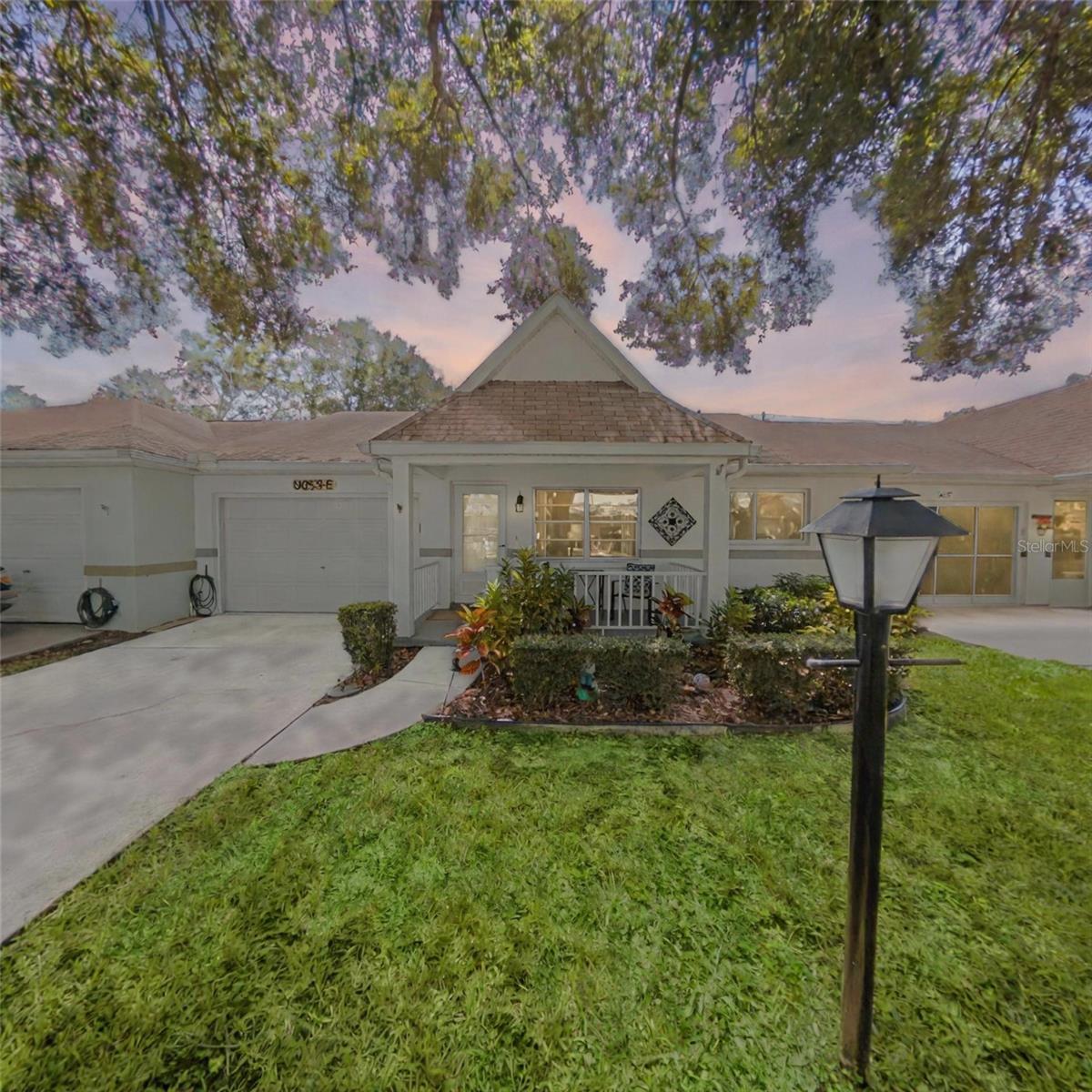 Cozy 2-Bed, 2-Bath Villa in On Top of the World – Ocala, FL
Welcome to easy living in the heart of On Top of the World, Ocala’s premier 55+ community. This inviting 2-bedroom, 2-bathroom villa offers the perfect balance of comfort and convenience, all on one level for effortless living.
Step inside to a spacious living and dining area, a bright kitchen with plenty of storage, and two comfortable bedrooms. Enjoy the Florida sunshine from your private patio, and take advantage of the attached garage for parking or extra storage.
Highlights:
2 Bedrooms, 2 Bathrooms
Open Living & Dining Space
Bright Kitchen with Storage
Single-Level Floorplan
Attached Garage
Private Patio
Community Lifestyle:
Living in On Top of the World means more than just a home — it’s a vibrant lifestyle. Residents enjoy access to clubhouses, pools, fitness centers, golf, pickleball, and endless social activities. With friendly neighbors, walking trails, and a welcoming atmosphere, it’s the perfect place to relax and connect.
Located just minutes from shopping, dining, and medical facilities, this cozy villa offers everything you need to enjoy the best of Ocala living.